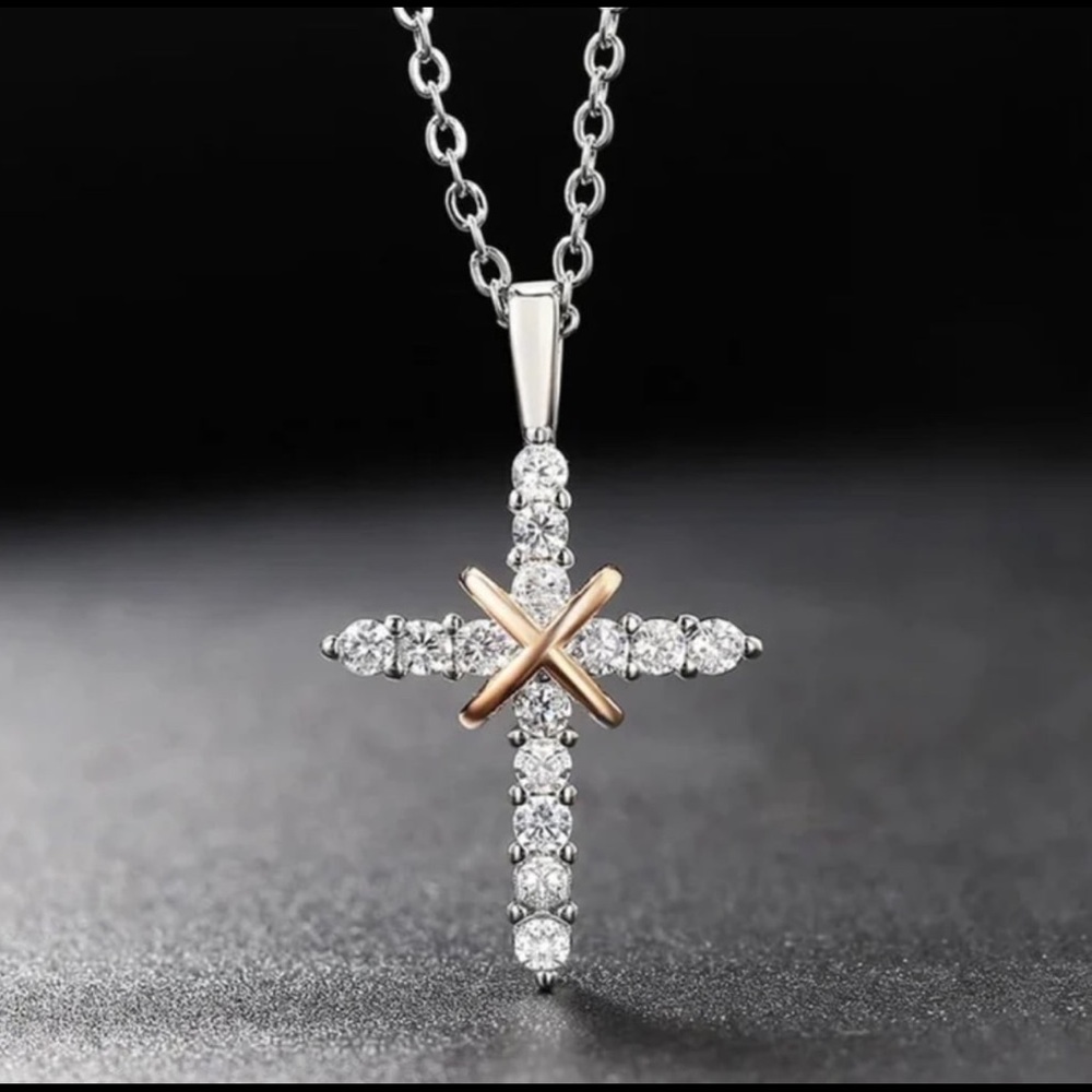 Diamond cross